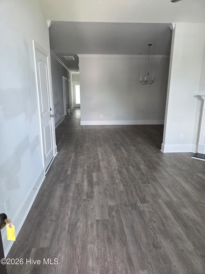 3240 Gordon Dr #A - Photo 3 of 25