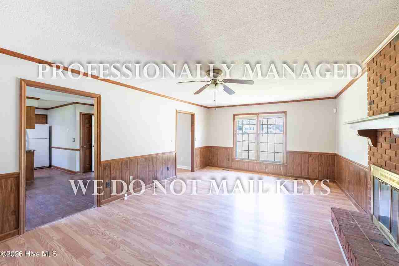 344 Whitehall Dr - Photo 7 of 24