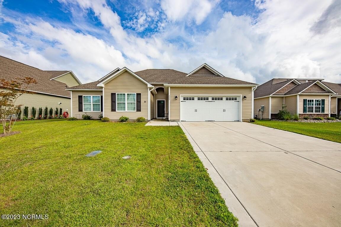2807 Bettye Gresham Ln - Photo 2 of 18