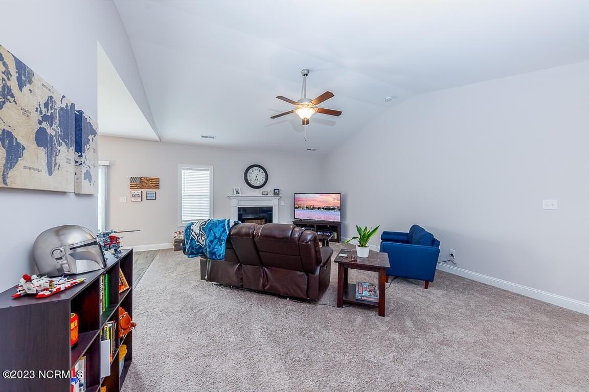 2807 Bettye Gresham Ln - Photo 6 of 18