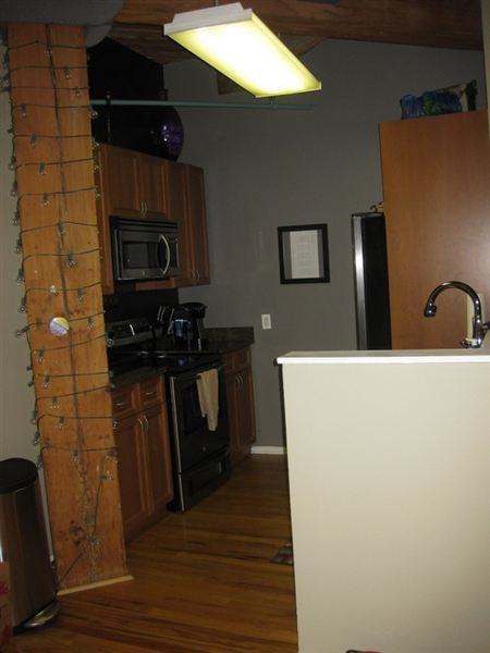 Huron Street Lofts - Photo 3 of 8