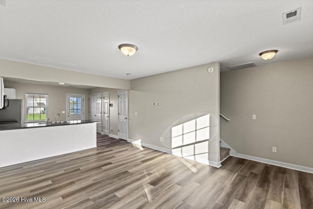 307 Burley Dr #8 - Photo 6 of 21