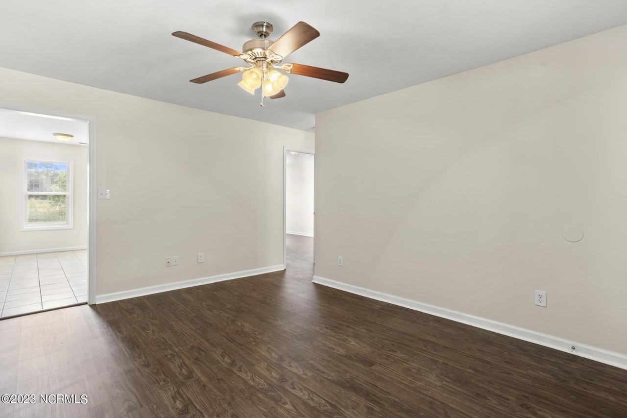 132 Lain Mark Dr - Photo 6 of 21