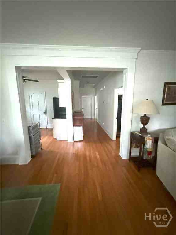 410 E 56th St - Photo 5 of 18