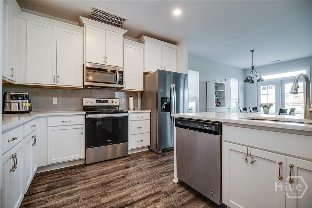 11 Pomona Cir - Photo 7 of 31