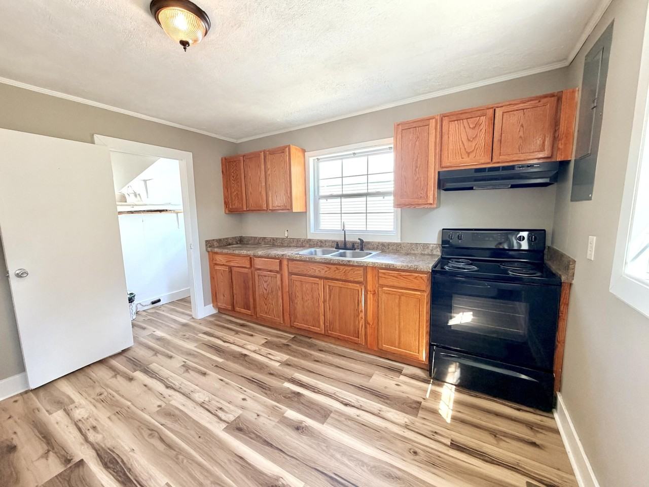 2607 Florence Dr - Photo 5 of 18