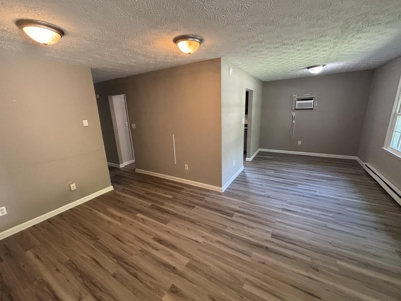 330 Garden Park Dr - Photo 2 of 11