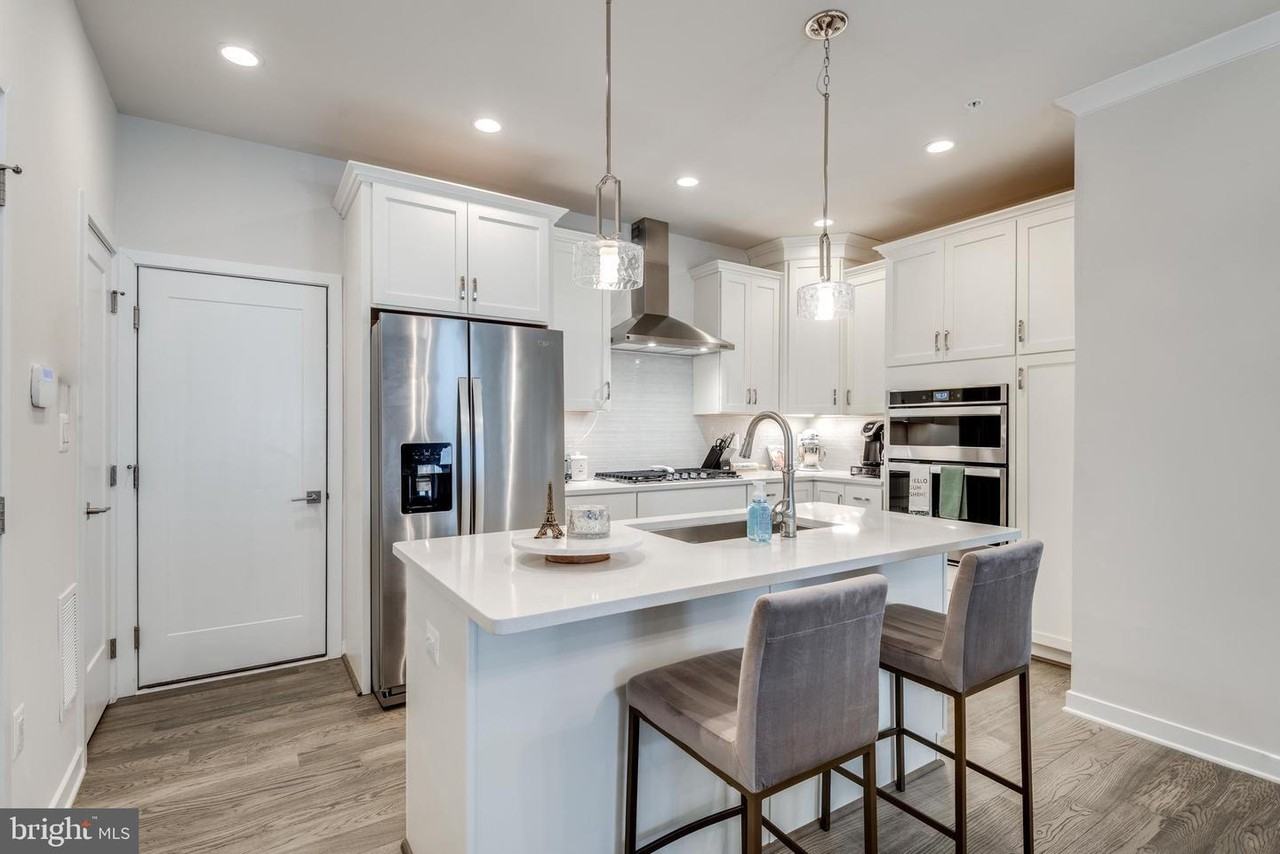 43190 Mongold Sq - Photo 5 of 21