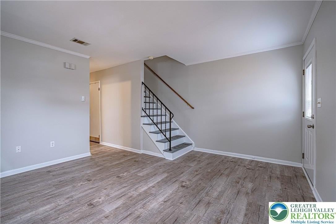 282 Poplar St - Photo 5 of 24
