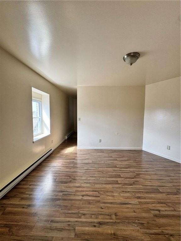 1039 Mechanic St #9 - Photo 4 of 7