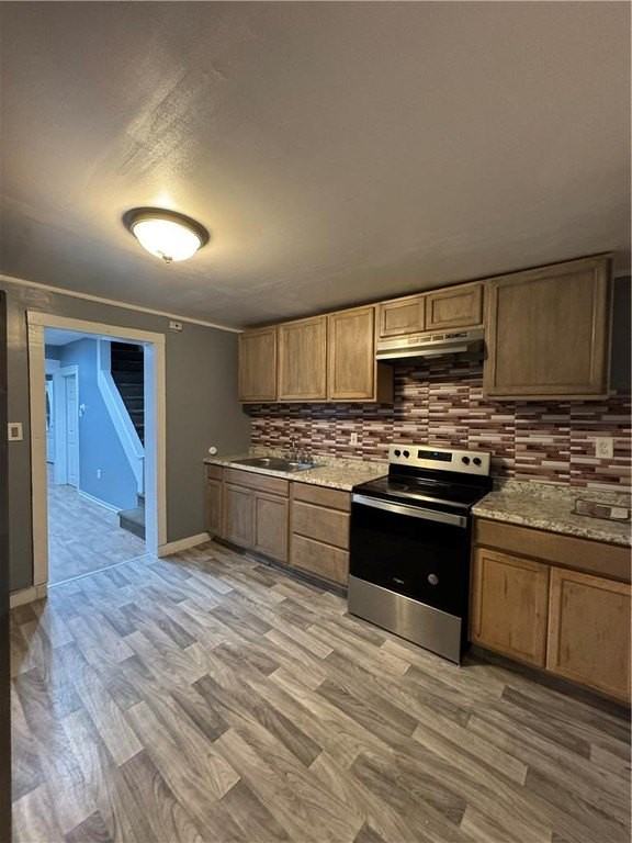 333 N Law St - Photo 2 of 9