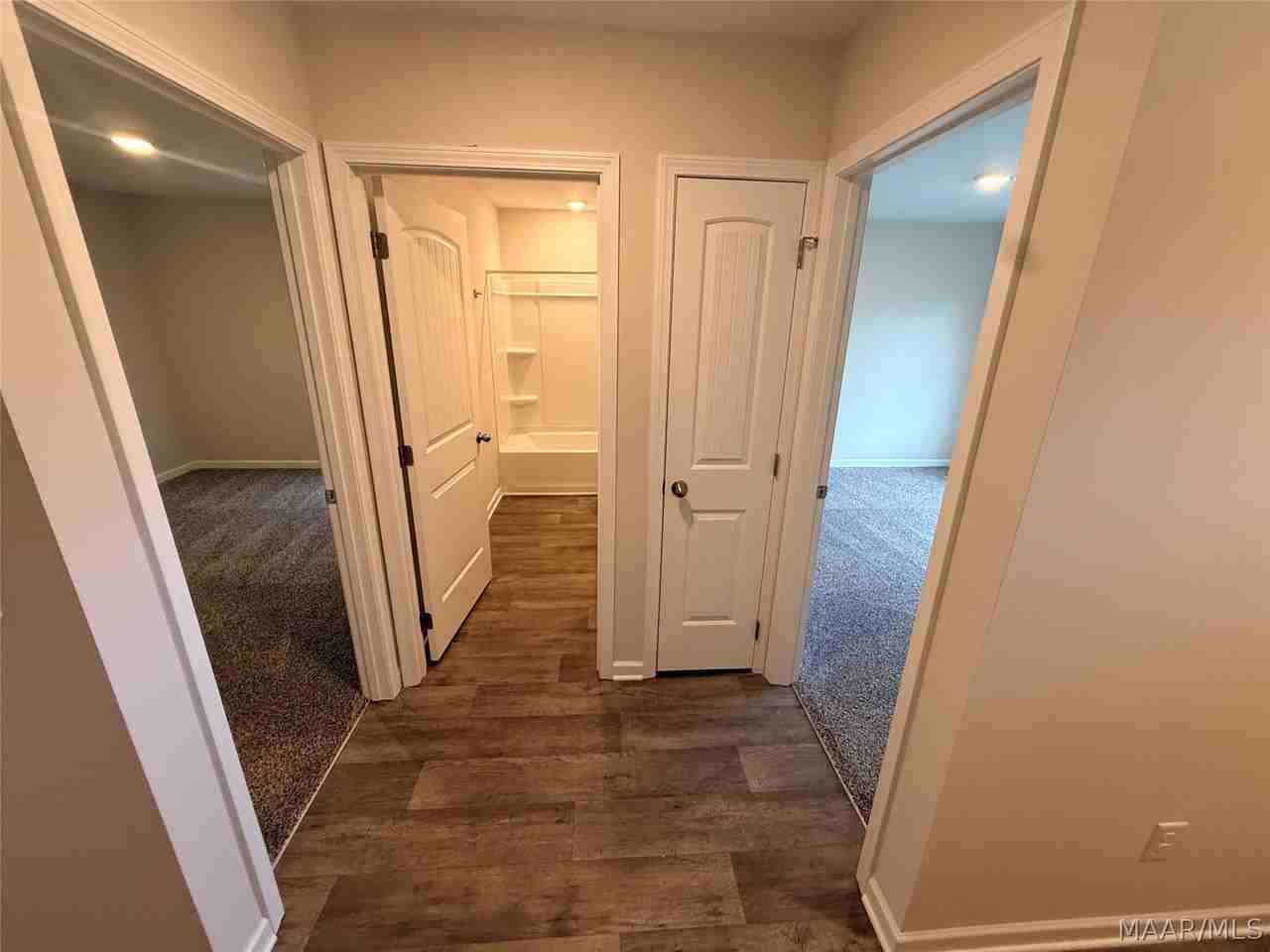 7708 Shaddix St - Photo 7 of 20