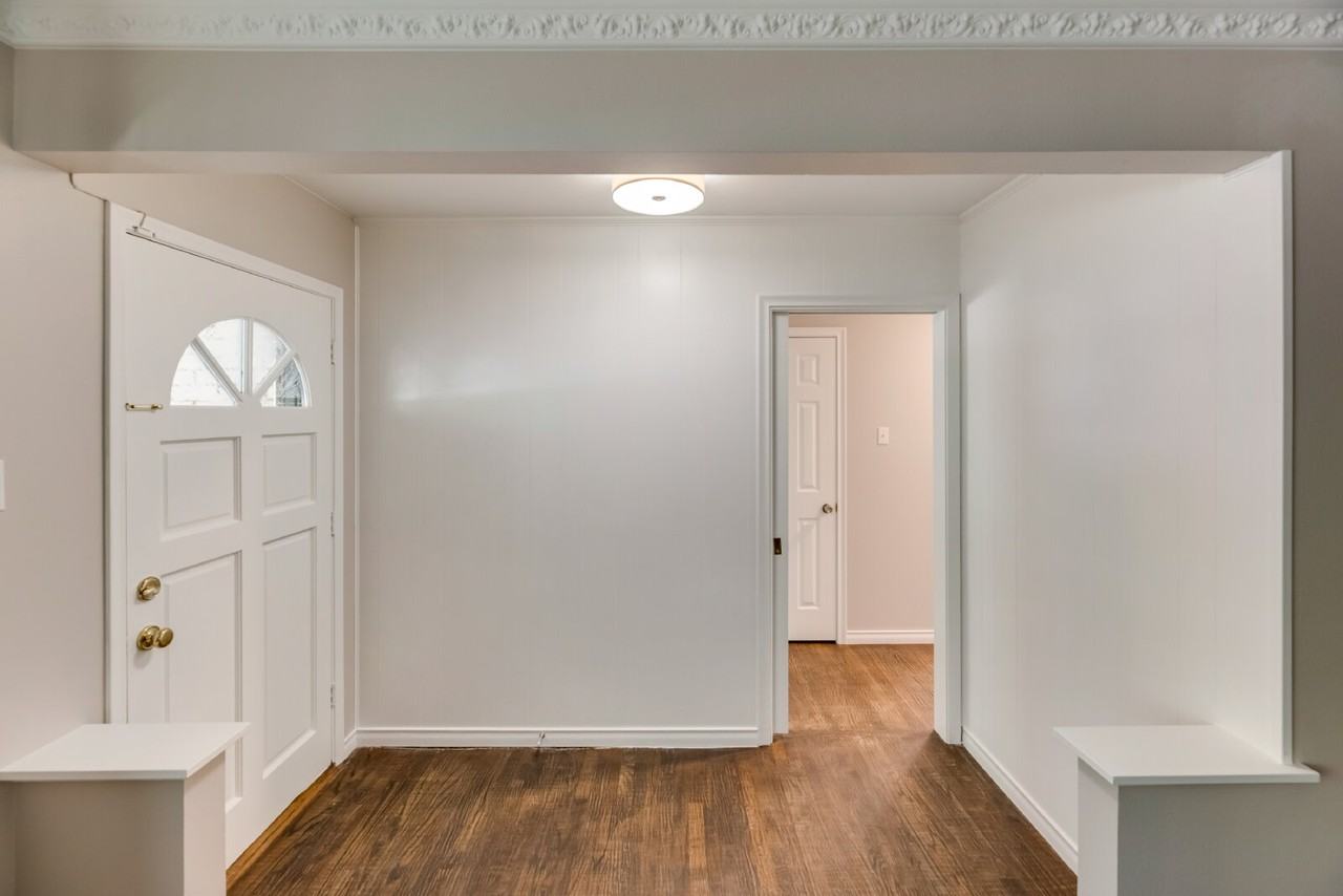 11643 Rogue Way - Photo 3 of 24