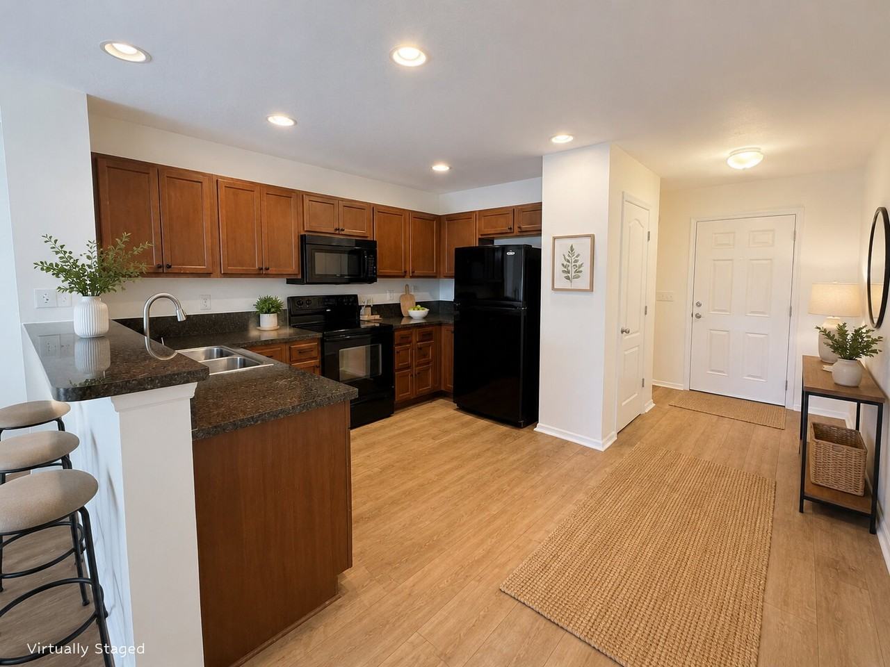 728 Cabernet Pl - Photo 3 of 30