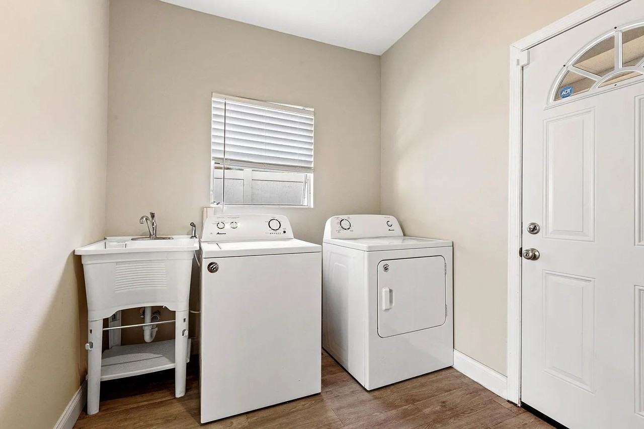 2614 W Henry Ave - Photo 5 of 17