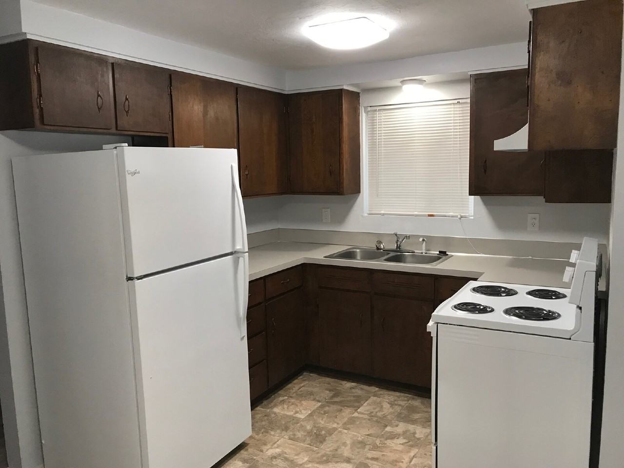 1241 W 12th Ave - Photo 6 of 13