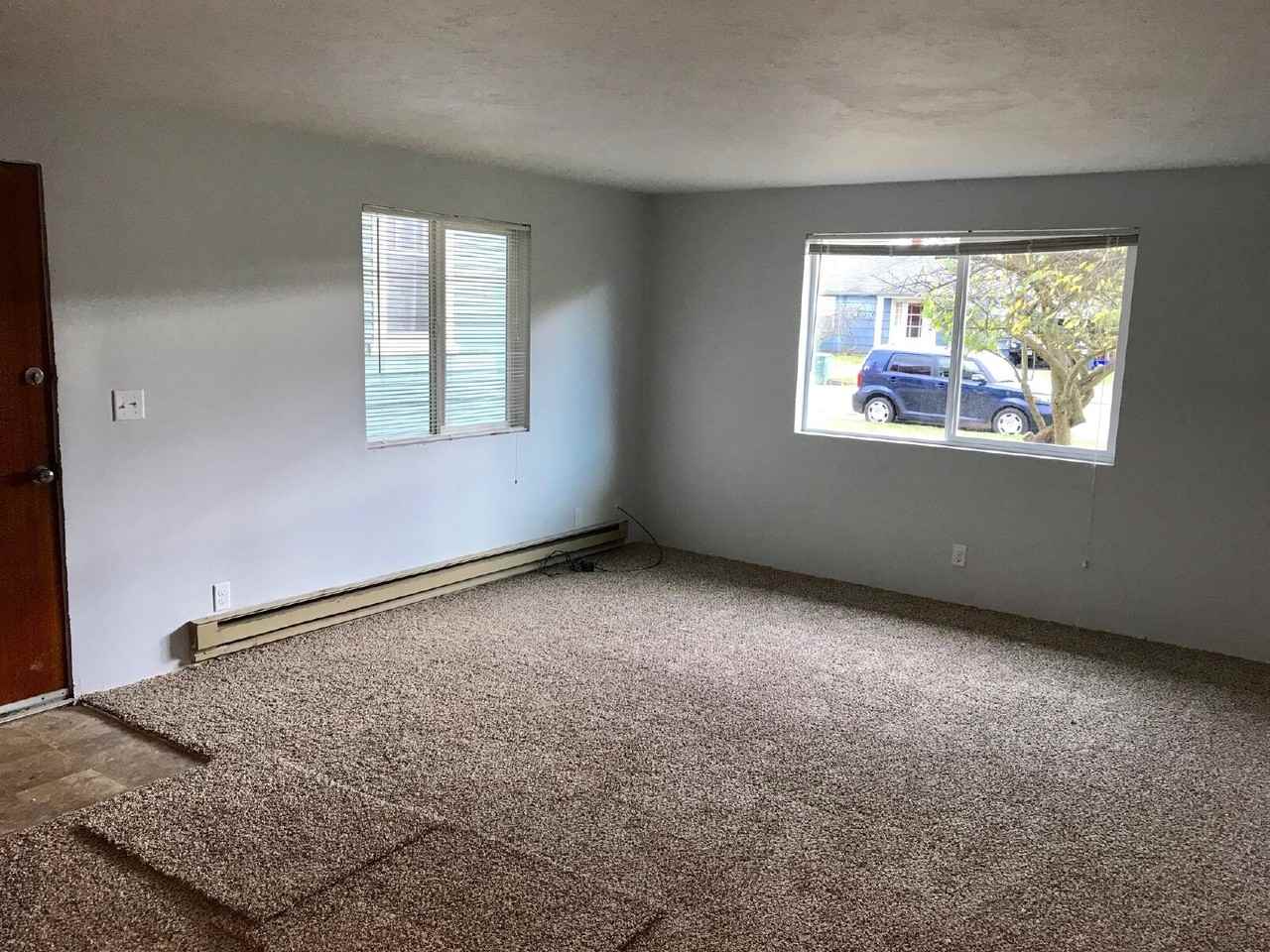 1241 W 12th Ave - Photo 7 of 13