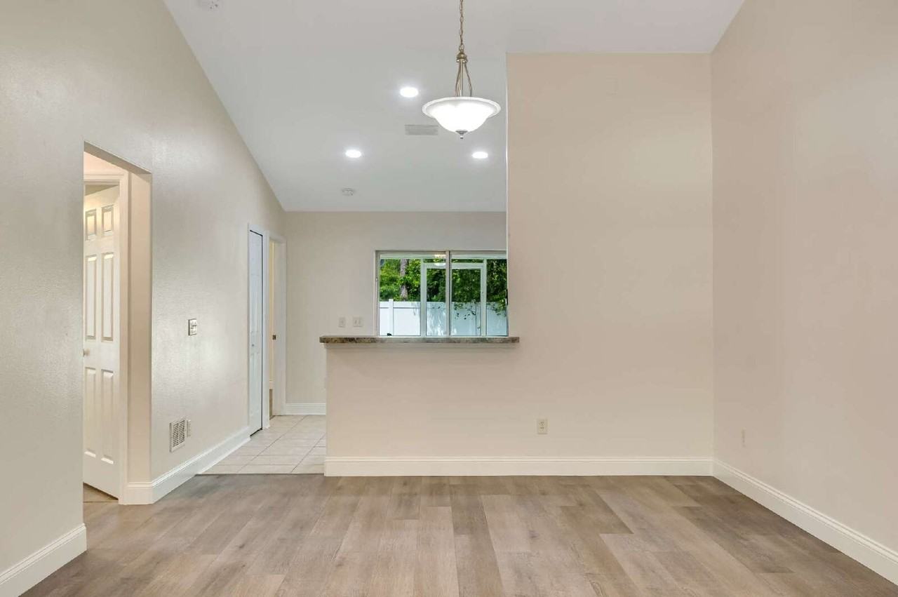 51 Wellwood Ln #A - Photo 7 of 50