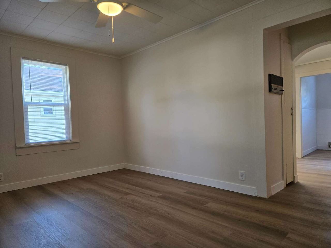 3139 S Hoover Ave - Photo 5 of 28