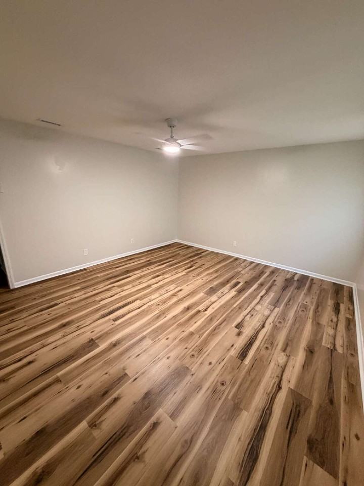 246 Parker Dr - Photo 2 of 13