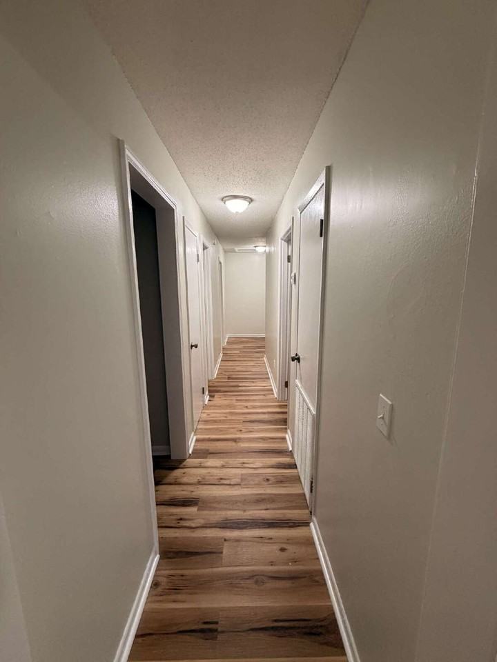 246 Parker Dr - Photo 5 of 13