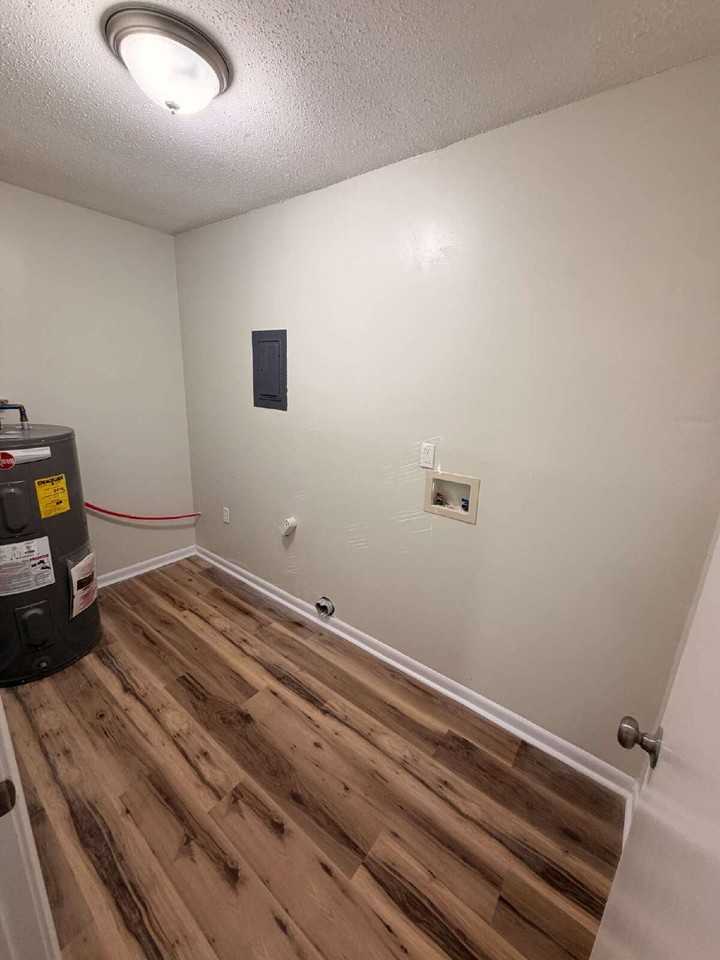 246 Parker Dr - Photo 7 of 13