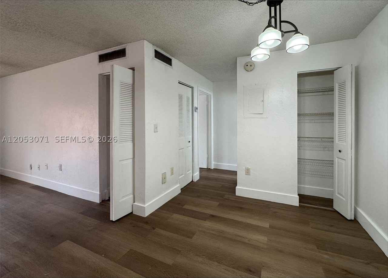 7208 Fairway Dr #I14 - Photo 3 of 10