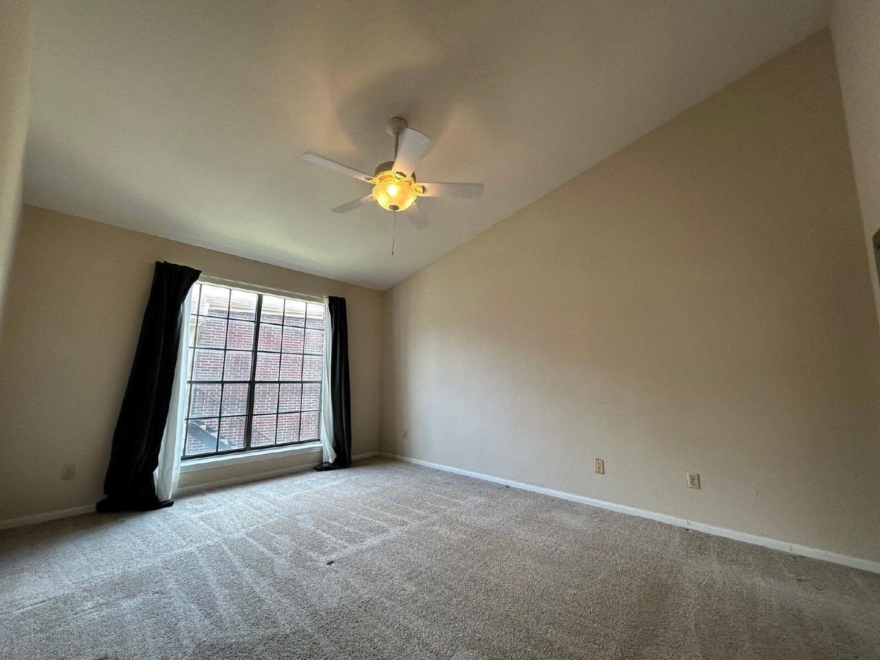 8055 Cambridge St Apt 86 - Photo 7 of 11