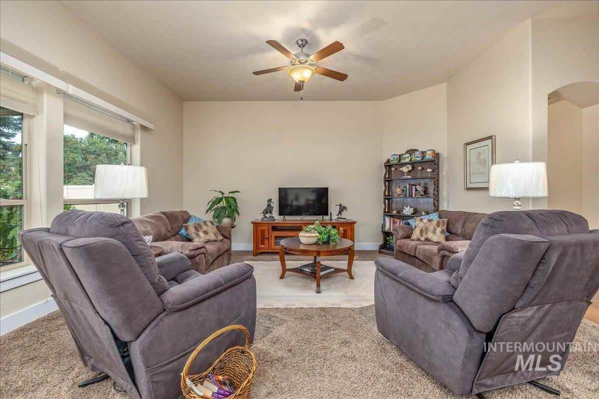 10289 W Dover Heights Ct - Photo 5 of 39