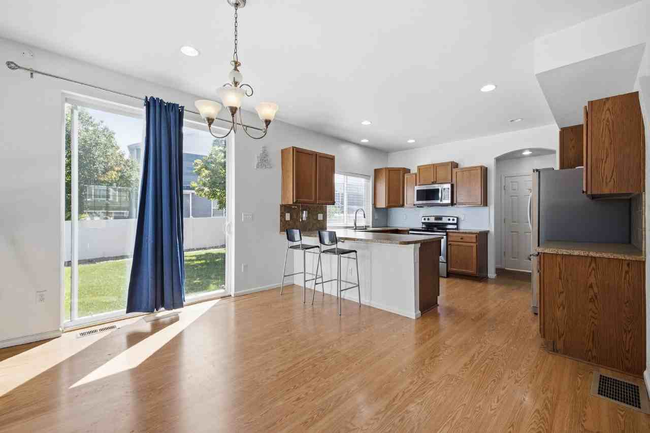 5574 Kirk St - Photo 4 of 25