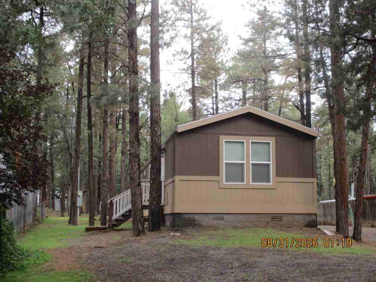 1415 Flores Dr - Photo 5 of 14