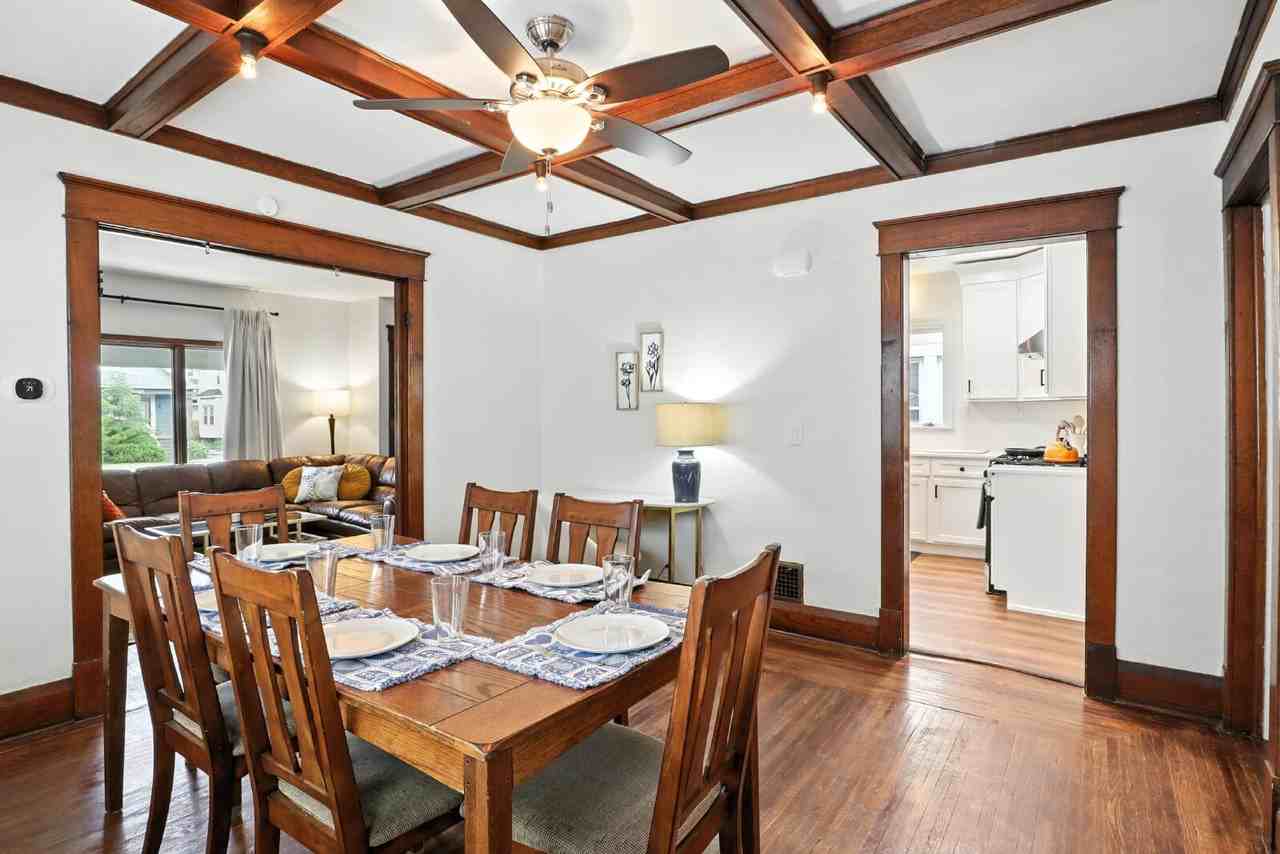 140 Commonwealth Ave - Photo 5 of 18