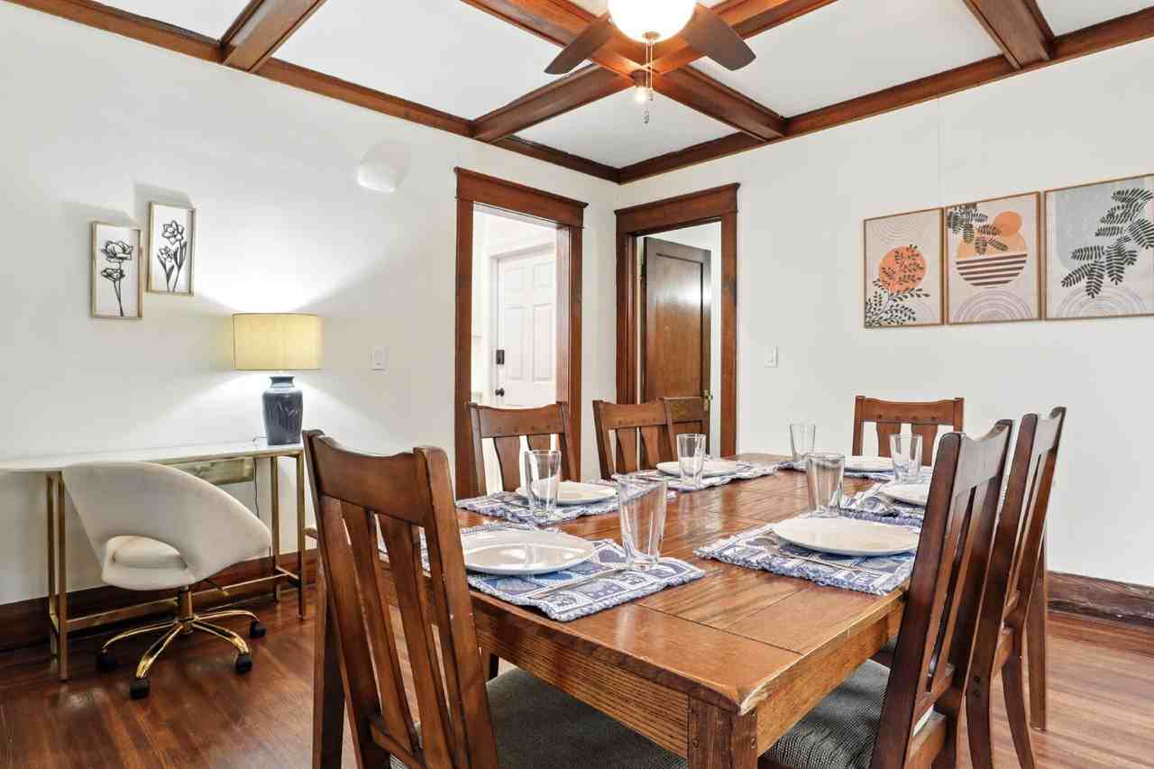 140 Commonwealth Ave - Photo 6 of 18