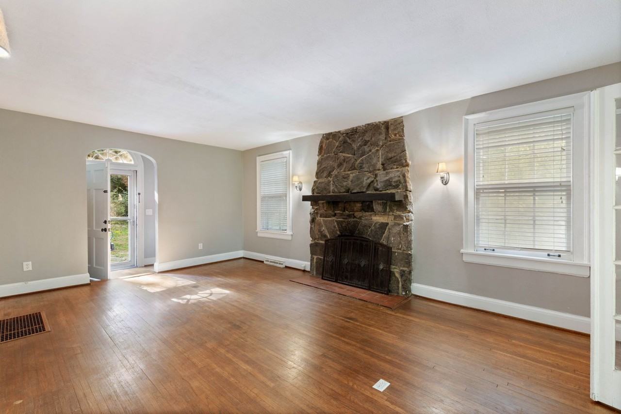 783 Sanders Rd - Photo 4 of 28