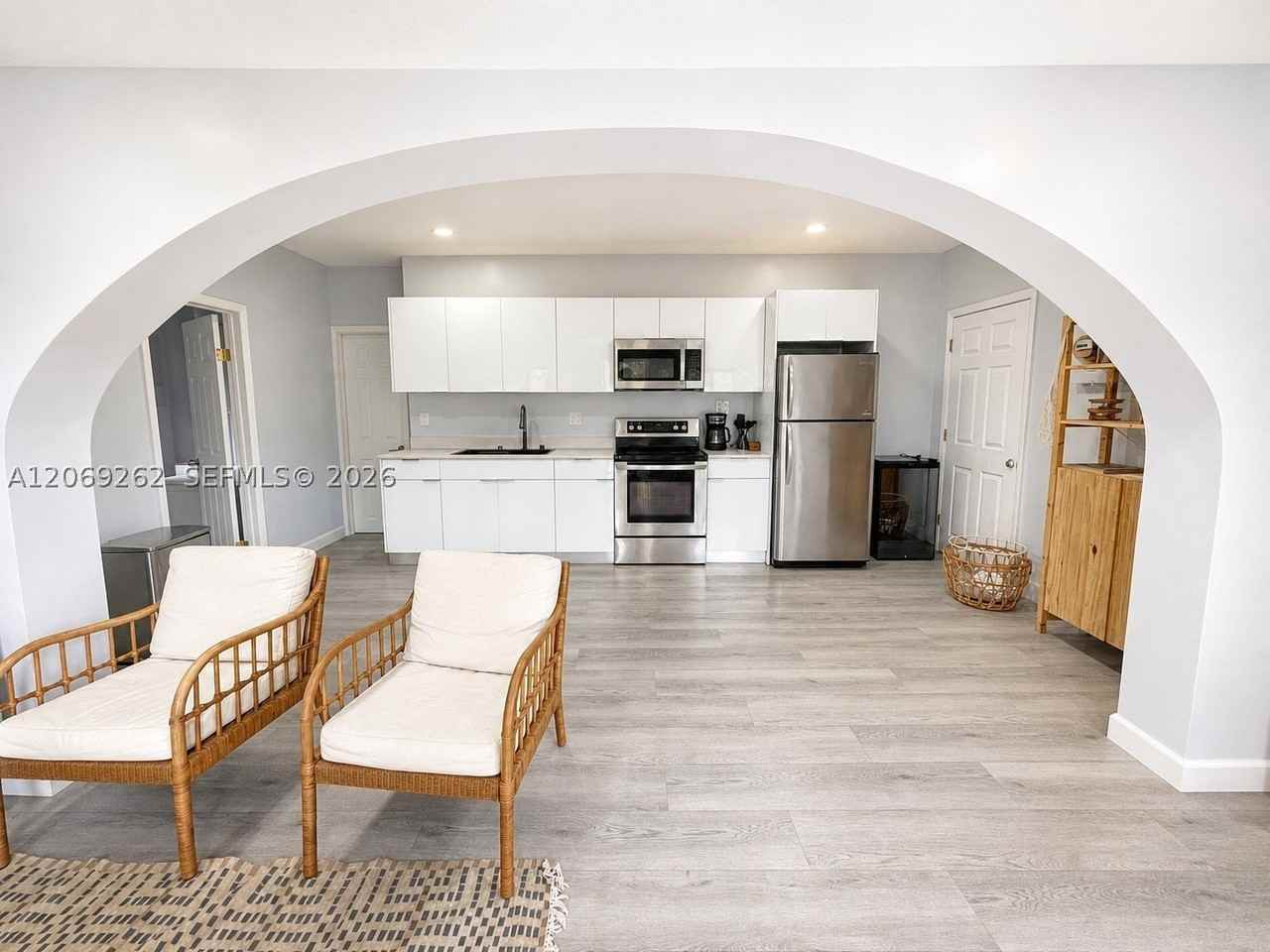 3171 Sw 26th St #3 - Photo 2 of 24
