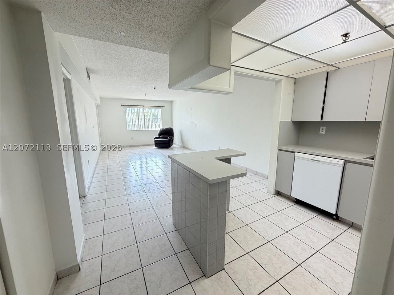 250 181st Dr #111