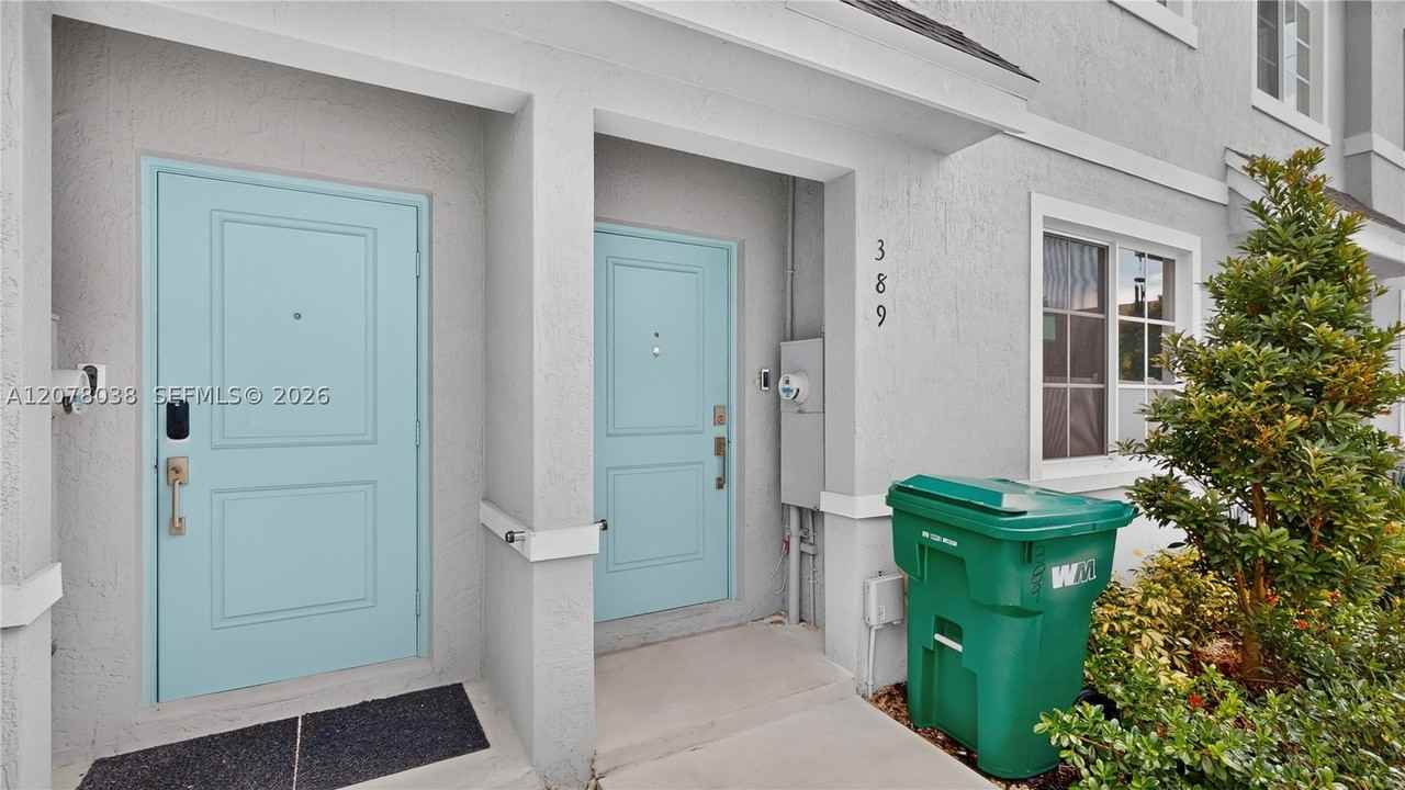 389 Nw 10th Ct - Photo 3 of 46
