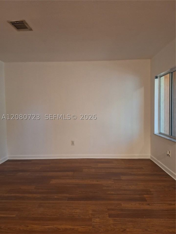 11381 Sw 230th Ter - Photo 2 of 17