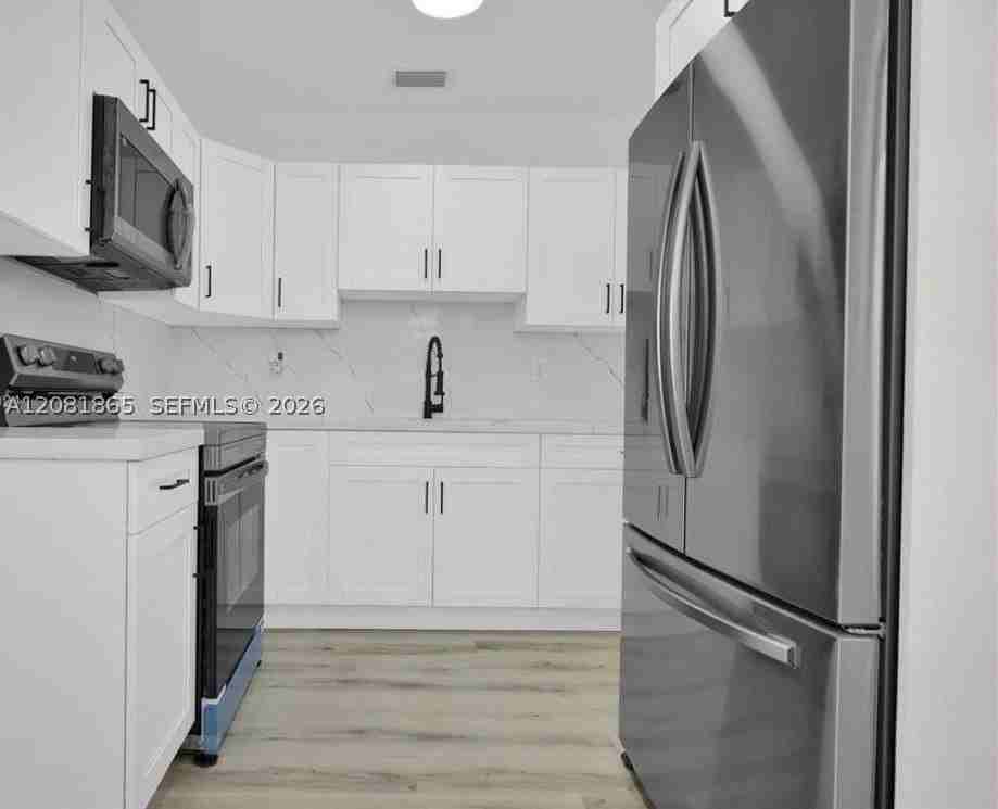 10720 Sw 147th St - Photo 3 of 15