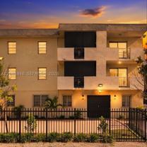 2725 W Okeechobee Rd #5 - Photo 1 of 1