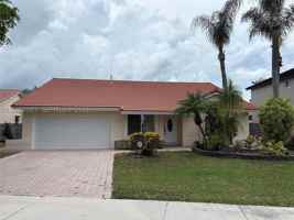 featured image of 9377 Sw 212th Ter #9377