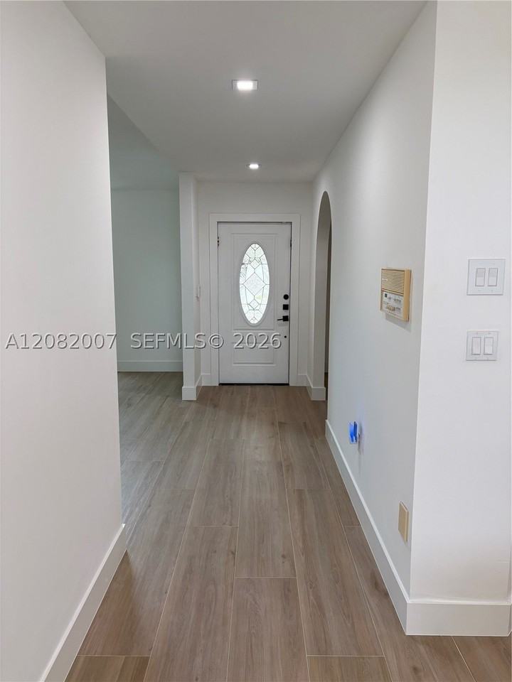 9377 Sw 212th Ter #9377 - Photo 4 of 21