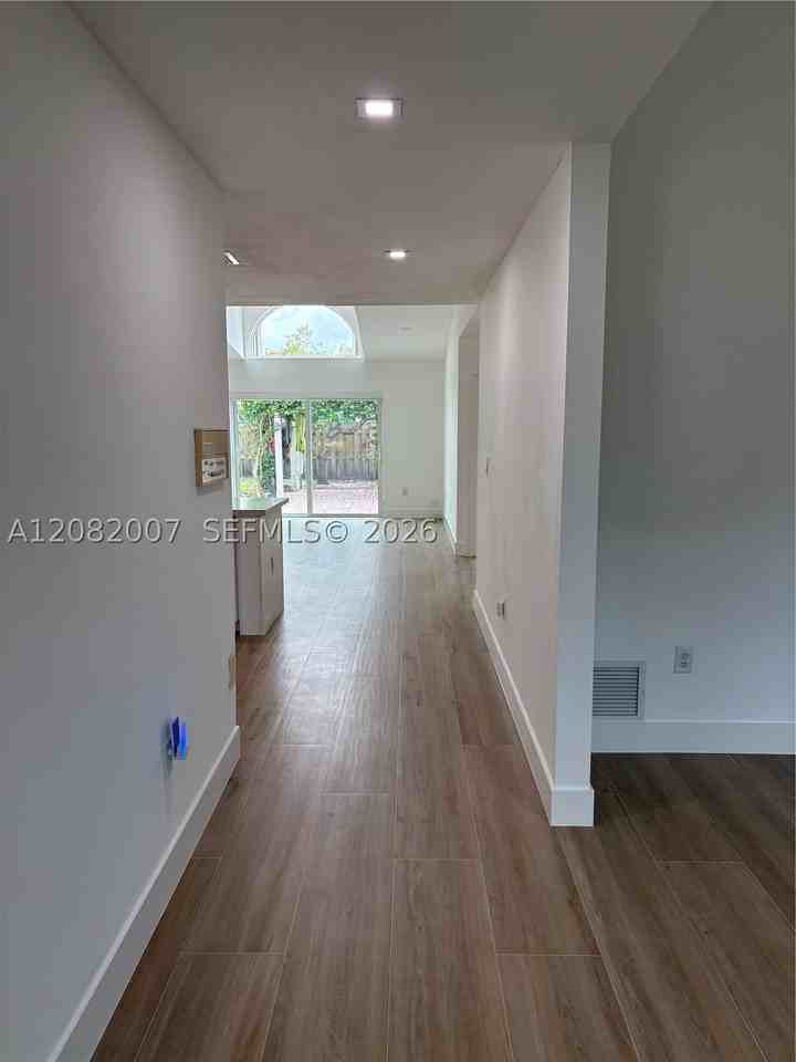 9377 Sw 212th Ter #9377 - Photo 5 of 21