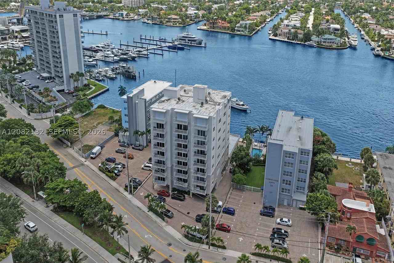 95 N Birch Rd #301