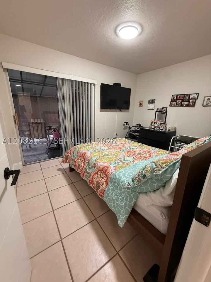 7002 Sw 114th Ave #7002 - Photo 4 of 6