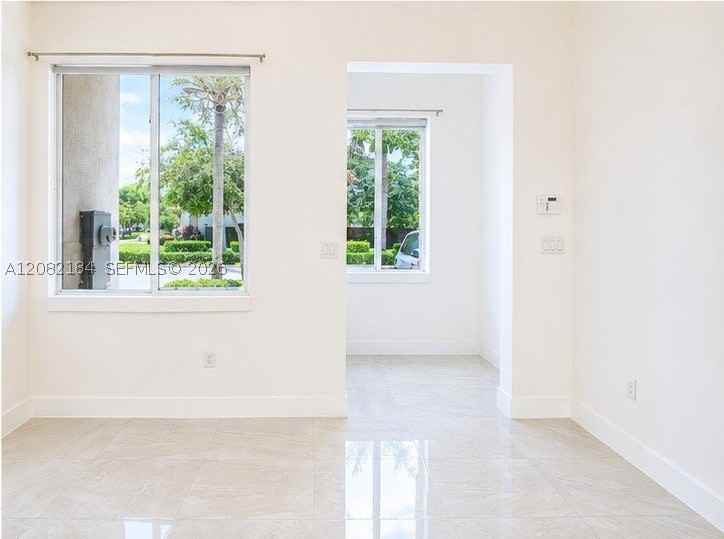 17514 Sw 149th Pl #17514 - Photo 5 of 20