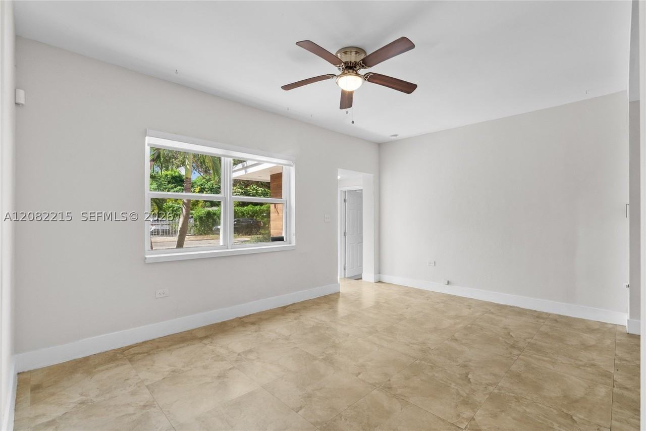 175 Nw 121st St - Photo 3 of 50