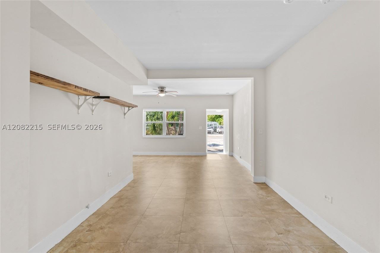 175 Nw 121st St - Photo 7 of 50