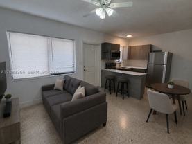 600 Sw 10th St #4 - Photo 1 of 1