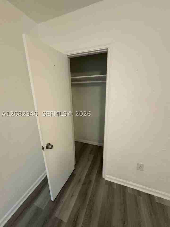 1400 Nw 95th St #1450 - Photo 4 of 10